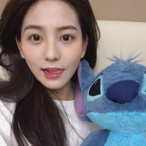 抖音网红小左有点精神,点燃生活激情，有点精神！